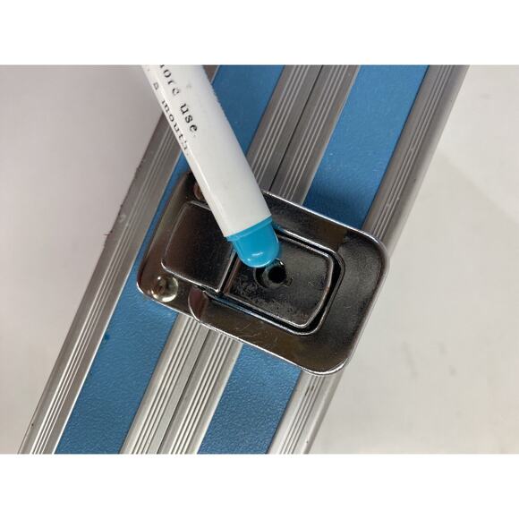 Super Mario Brothers Vaultz Lock it Up Case NO KEY Metal Stash Box Lined - Picture 10 of 13